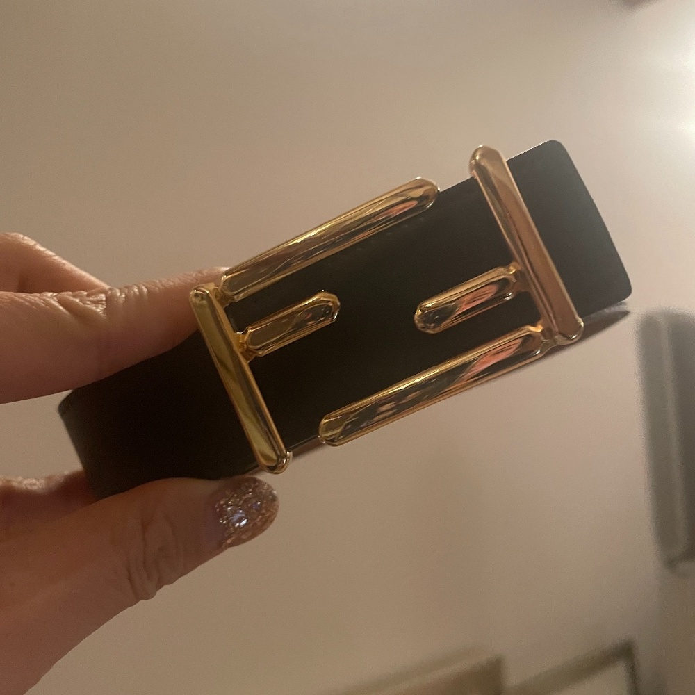FENDI BELT!